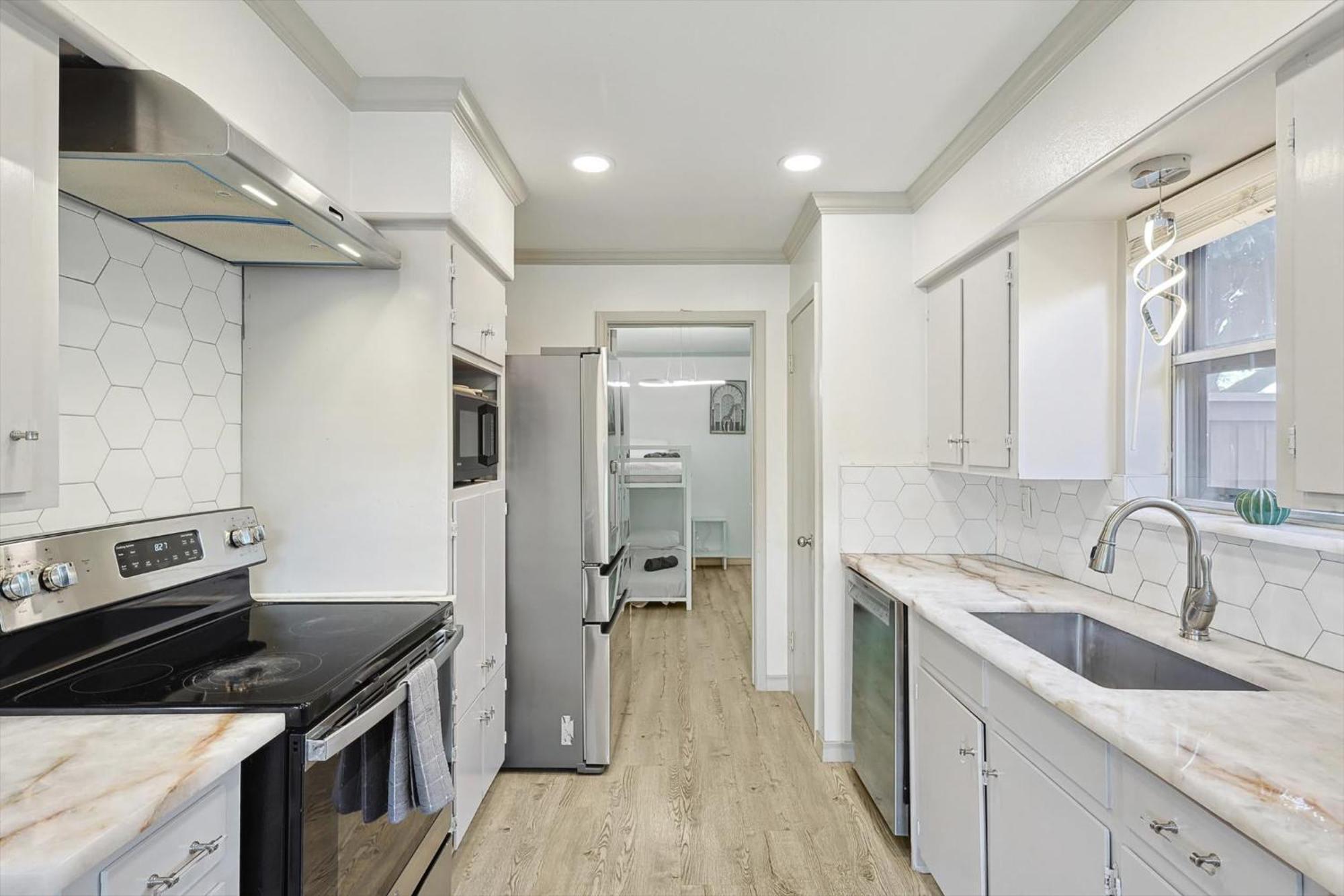 Spectacular 6Br 2,5Ba Holiday Home With Pool 达拉斯 外观 照片