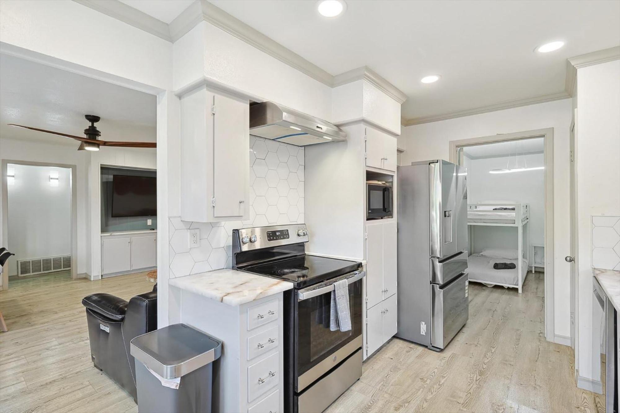 Spectacular 6Br 2,5Ba Holiday Home With Pool 达拉斯 外观 照片